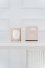 Load image into Gallery viewer, light // tobacco oak vanilla