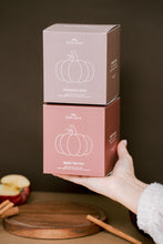 Load image into Gallery viewer, pumpkin jar candle