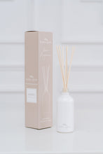 Load image into Gallery viewer, sunday - lemon lavender eucalyptus // reed diffuser