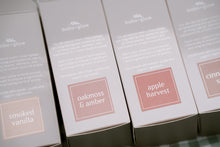 Load image into Gallery viewer, oakmoss & amber // autumn