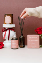 Load image into Gallery viewer, rhubarb & sweet cream