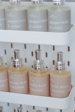 Load image into Gallery viewer, vanilla bean & coconut husk // linen + room spray