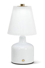 Load image into Gallery viewer, PLEATED SHADE LED TABLE LAMP / WHITE