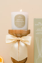 Load image into Gallery viewer, green tea &amp; lemongrass // spring
