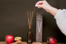 Load image into Gallery viewer, reed diffusers // autumn
