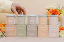 Load image into Gallery viewer, 4oz spring mini candles
