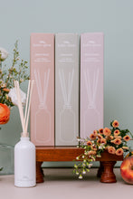 Load image into Gallery viewer, reed diffuser // summer collection
