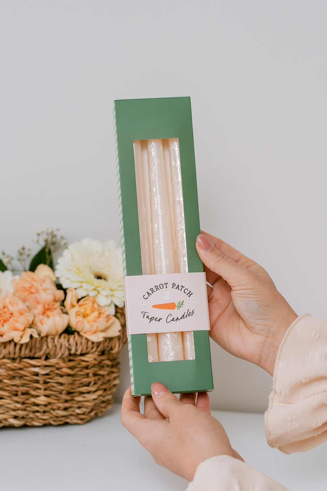 daisy tapered candles // spring