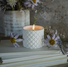 Load image into Gallery viewer, 3.25&quot; White Cement Grid 3D Flame Candle
