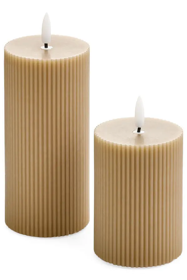 PILLAR CANDLE LED RIBBED / MOCHA MOUSSE 3x6