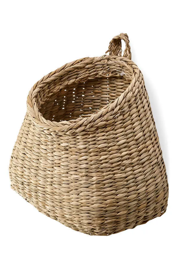 Basket Wall Hanging / Natural Seagrass